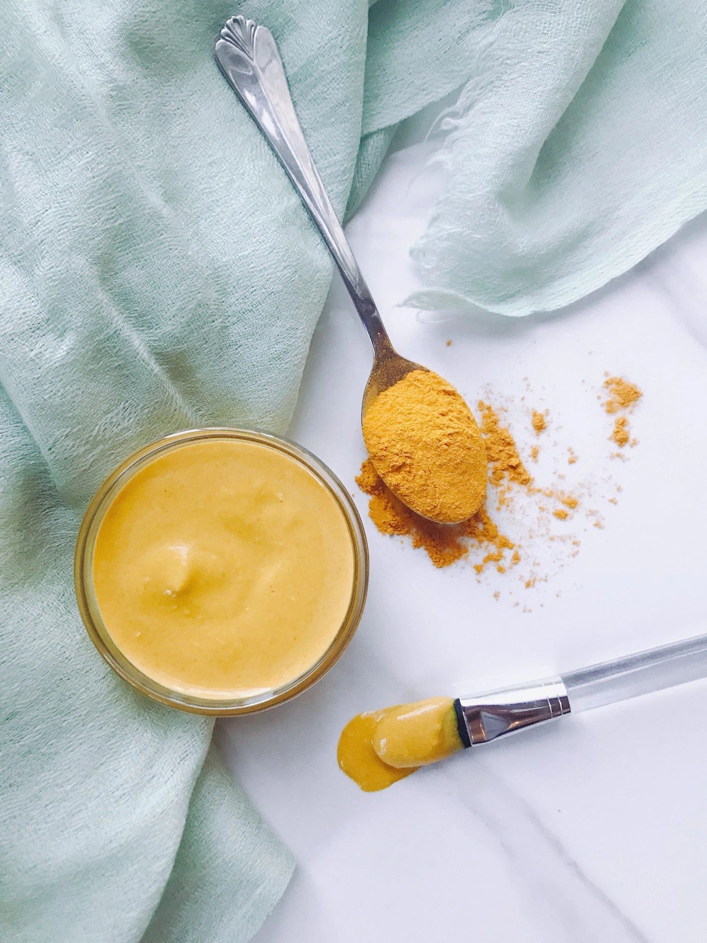 Tumeric healer clay mask